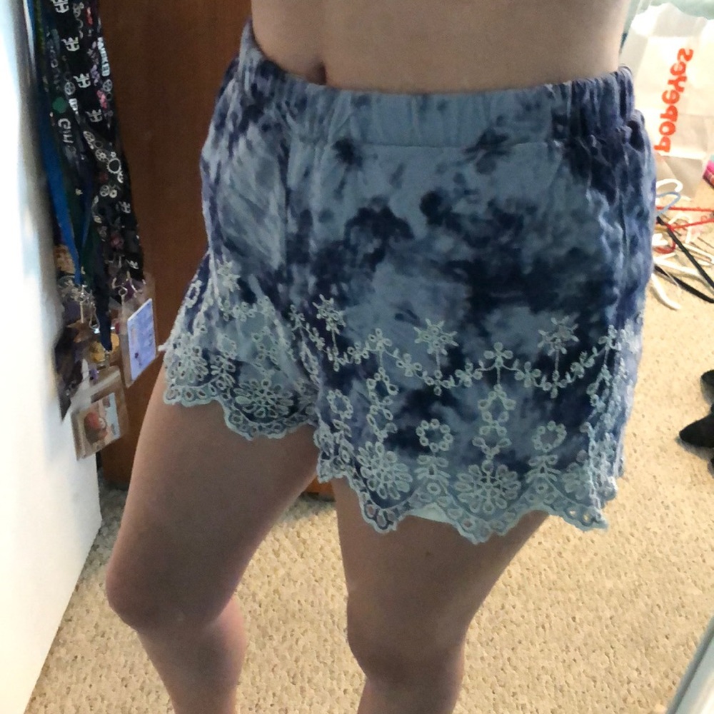 Blue Acid-Washed Bohemian Short